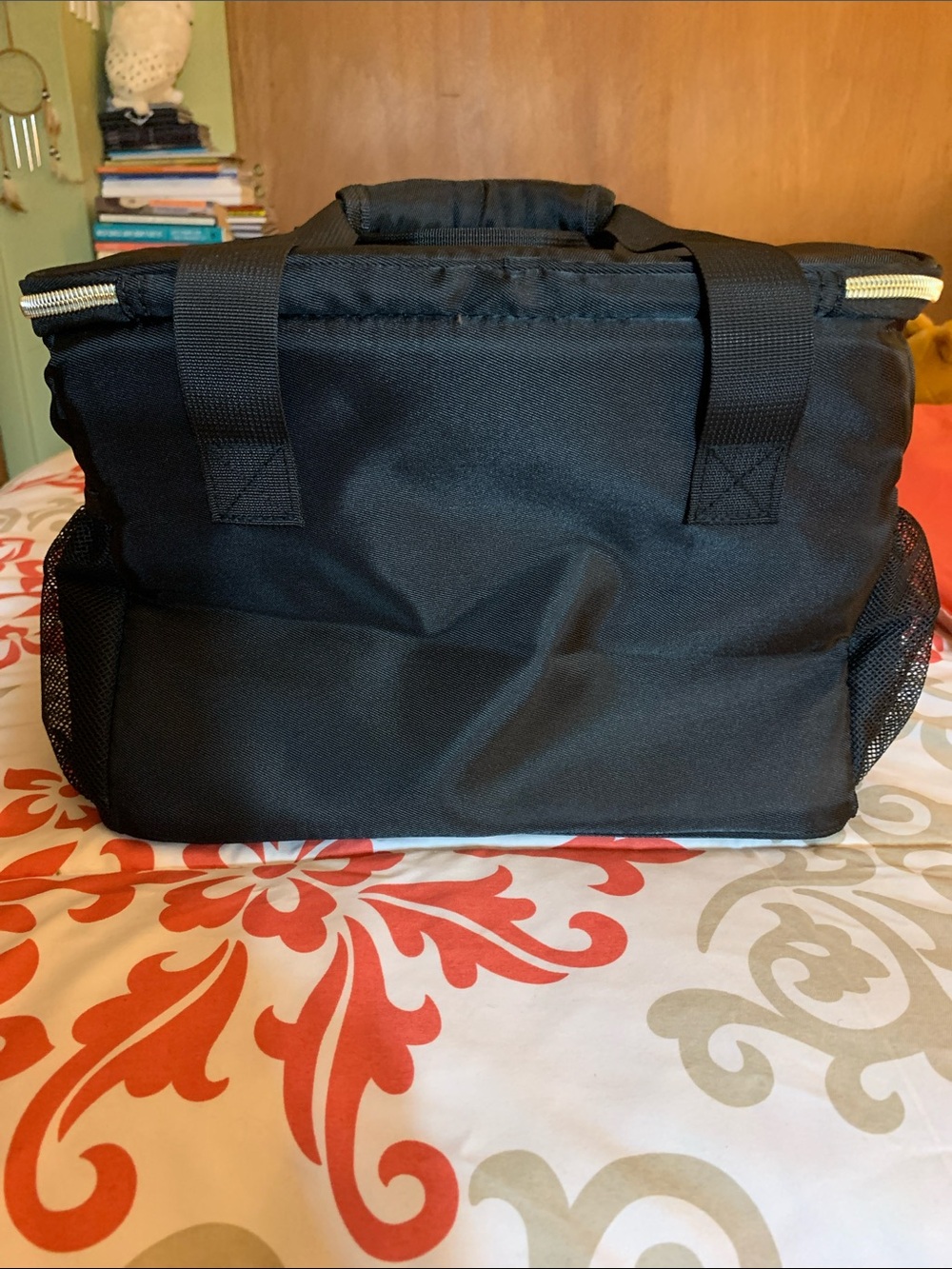NWOT Black Quilted Lunch Tote Bag with Gold Zippers - Picture 5 of 7